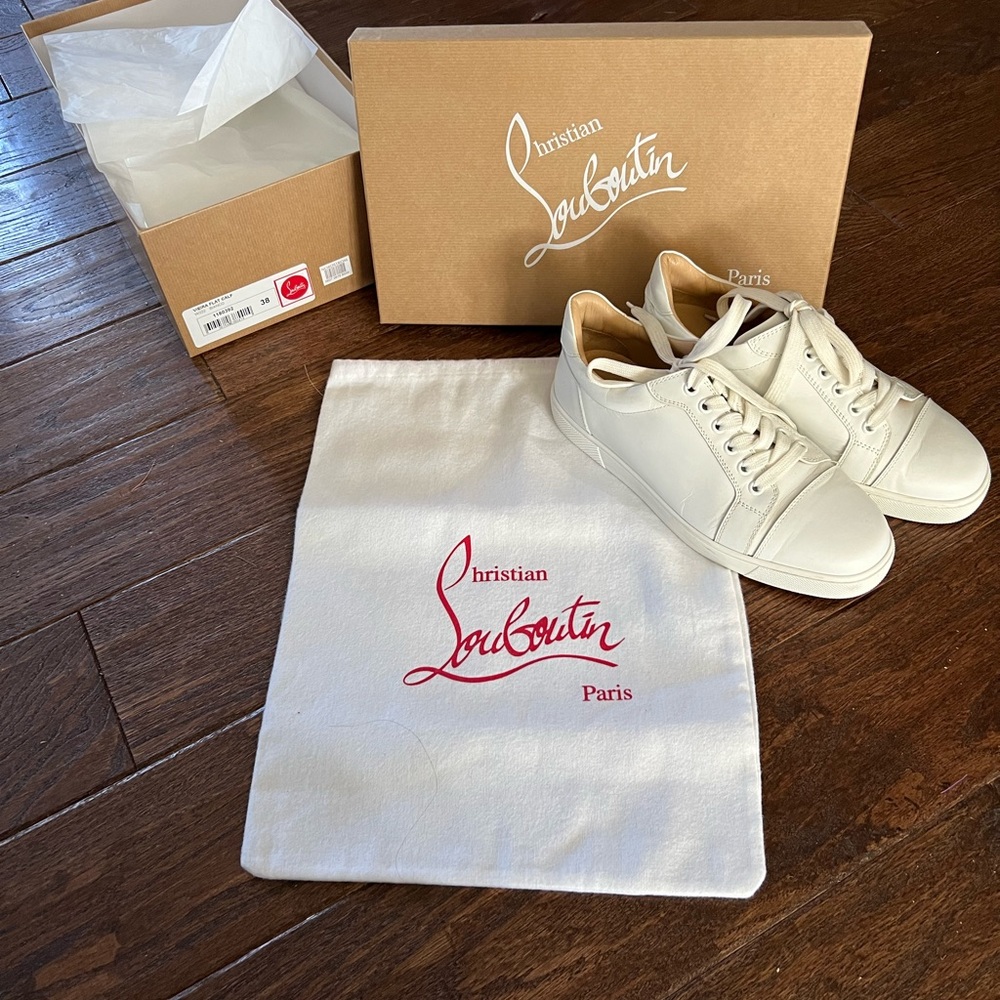 Authentic Christian Louboutin Paris Viera Flat Calf Size 38 w/dust bag